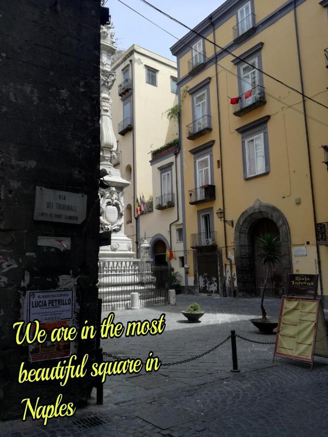 Ad Un Passo Dal Duomo "2" Apartment Napoli Exterior foto